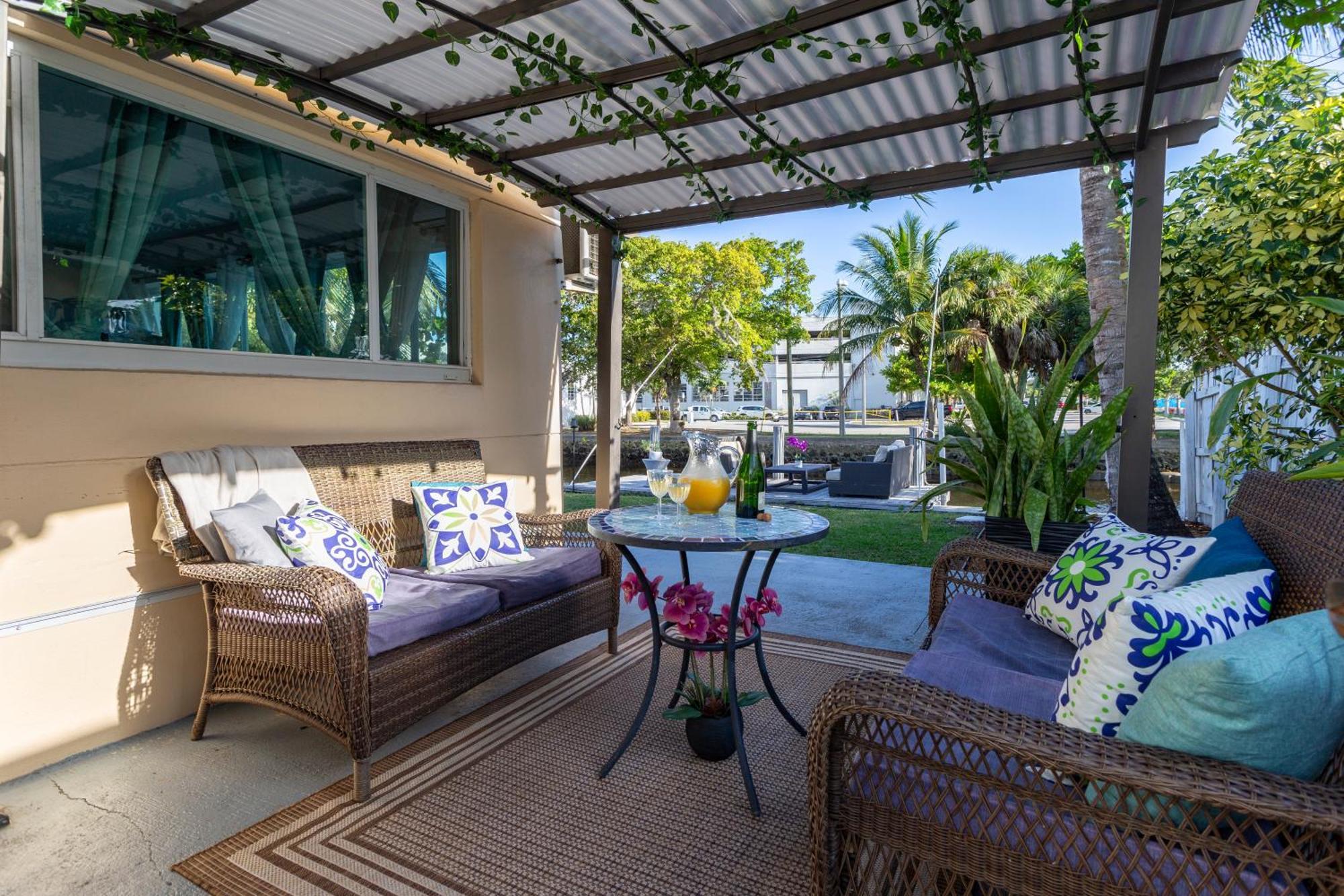 Riverwalk Villa I Private Dock & Hot Tub Форт-Лодердейл Экстерьер фото
